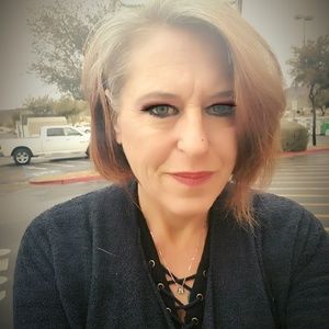 Meet your Posher, Kristina